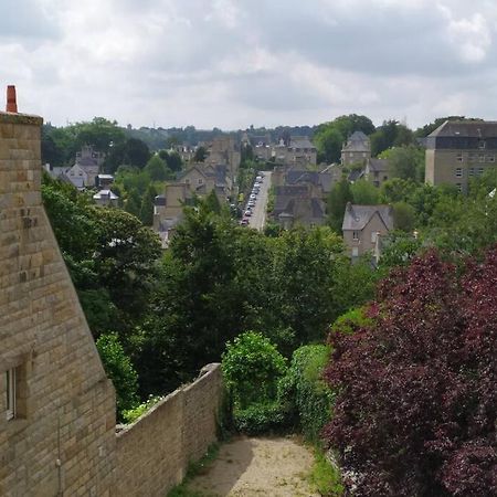 Dinan Chateau - Parking Inclus Buitenkant foto
